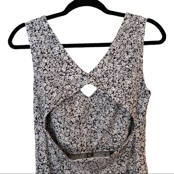 Michael Michael Kors Black White Floral Open Back Sleeveless Skater Dress - Picture 2 of 11